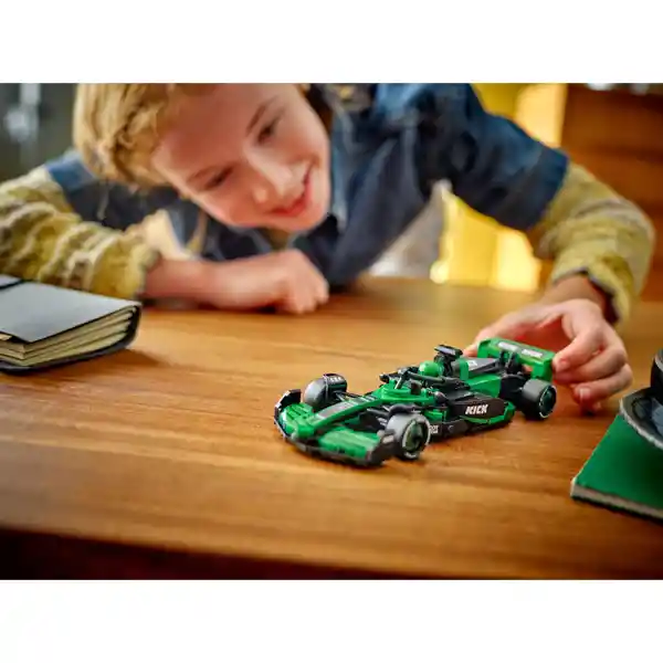 Lego Set de Construcción Coche Carreras Kick Sauber F1 Team C44