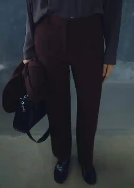 Pantalón Bergen Burdeos Talla 36 Mujer Mango