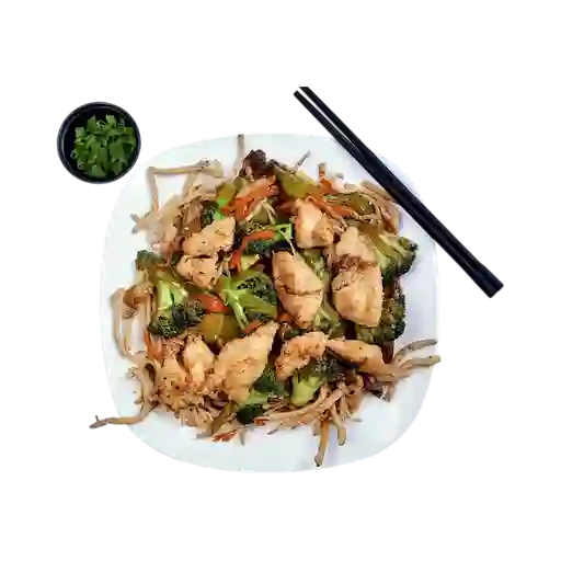 Chow Mein con Pollo