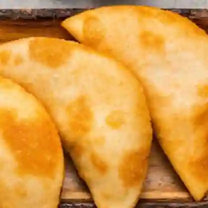 Combo Mega Empanada Mixta