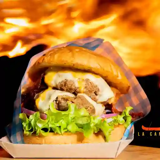 Hamburguesa la triple a doble carne