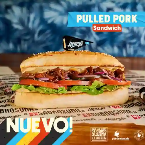 Pulled Pork Sandwich + Acompañante