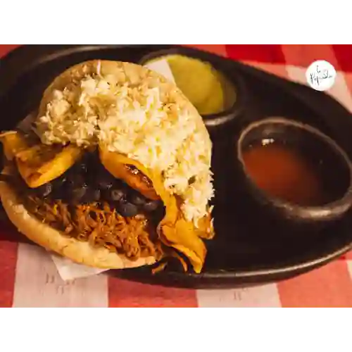 Arepa Pabellón Criollo