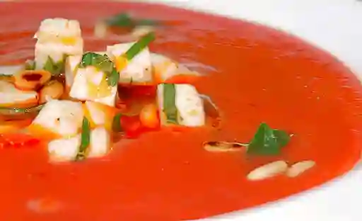 Sopa de Tomate y Pesto