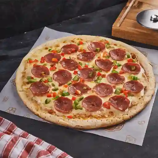 Pizza Salami y Pimentón