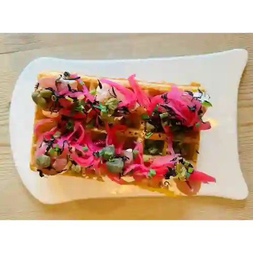 Waffle Belga con Trucha Ahumada