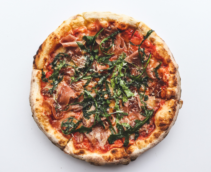 Pizza de Prosciutto y Datiles