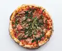 Pizza de Prosciutto y Datiles