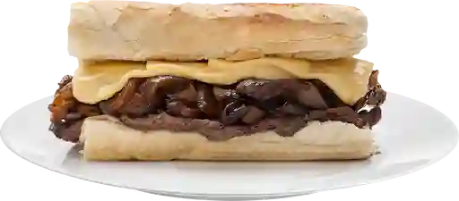 Steak Onion Sándwich