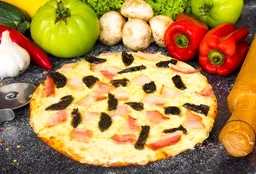 Pizza Ciruela y Tocineta 