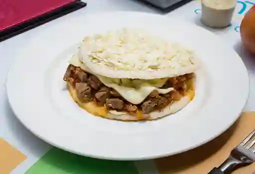 Arepa Lomo