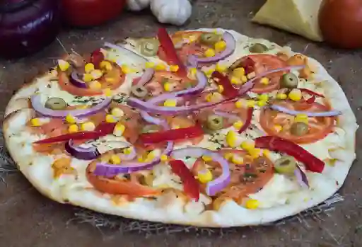 Pizza Vegetariana + GASEOSA GRATIS