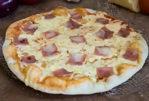 Pizza Tocineta Queso + GASEOSA GRATIS