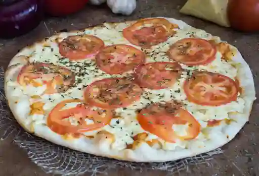 Pizza Napolitana + GASEOSA GRATIS