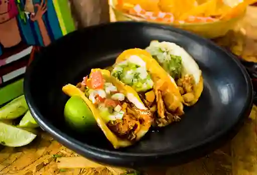 Tripleta Queso Tacos