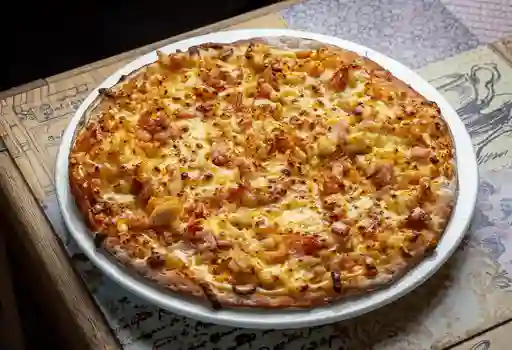 Pizza Pollo Tocineta Miel Mostaza