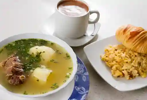 Caldo de Costilla