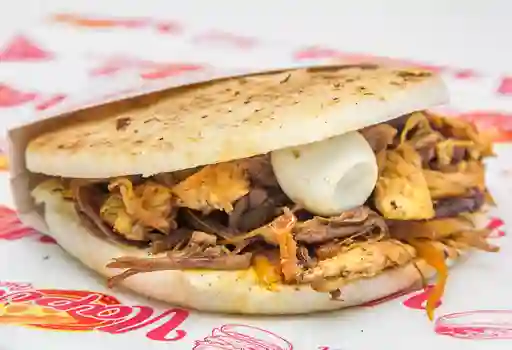 Arepa Queso y Mantequilla