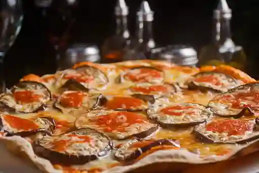 Pizza Melanzane Parmigiana Berenjenas