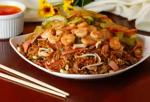 Arroz Super Especial con Chop Suey