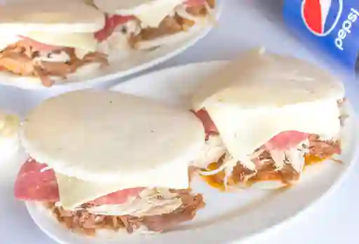 Combo de 4 Arepas + Gaseosa