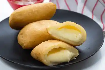 10 Empanadas de Queso