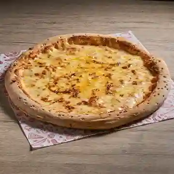 Pizza 3 Quesos (G)