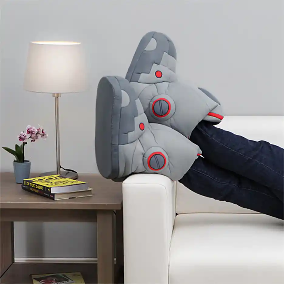 Inusual Design Pantuflas Giant Robot