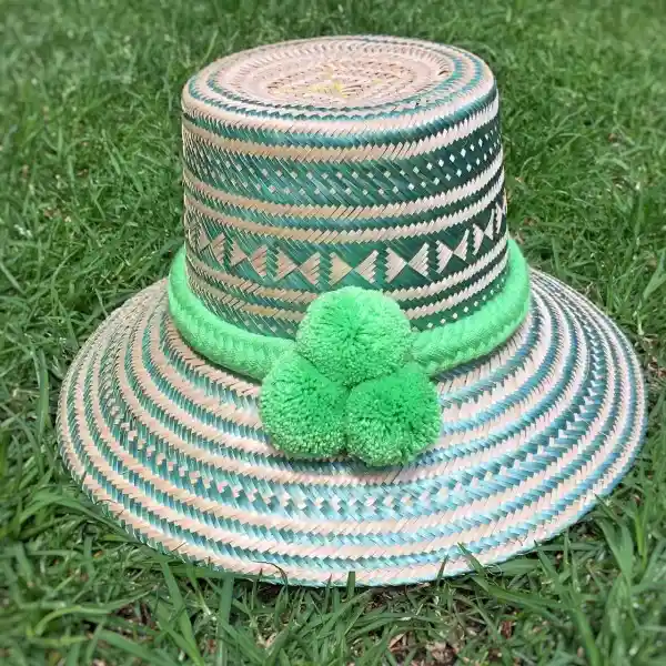 Wayuu Sombrero Tejido En Hoja De Palma Con Trenza Y 3 Pompones