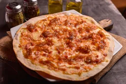 Pizza Cebolla Caramelizada y Tocineta