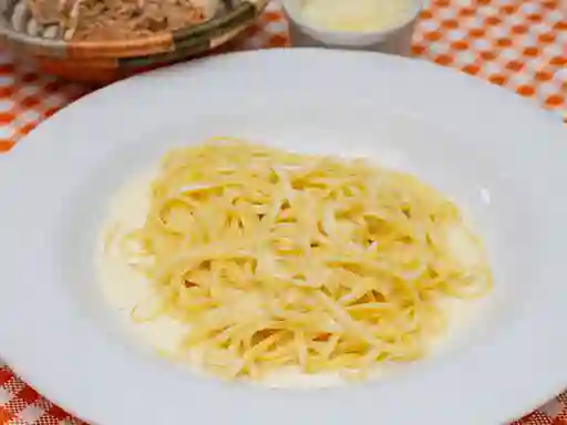 Linguini Alfredo