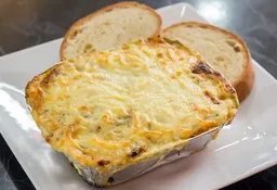 Lasagna Pollo, Queso y Champiñón