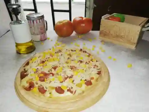 Pizza Especial de la Casa (mediana)
