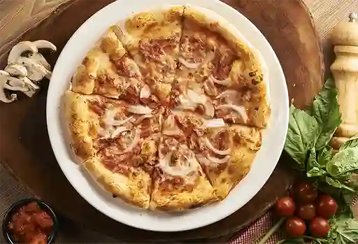 Pizza Tocineta con Cebolla