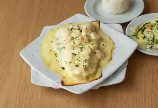 Filete con Camarones Gratinados