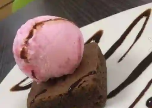 Brownie con Helado