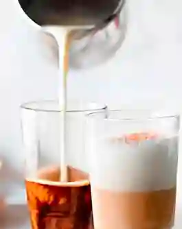 Latte Frio en Leche de Almendras