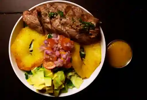 Ensalada de Lomo de Res