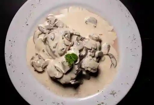 Solomillo en Salsa de Champiñones