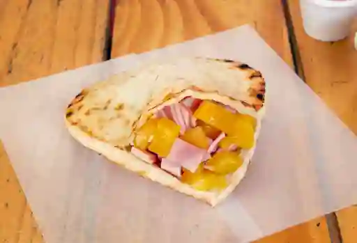 Arepa Hawaiana