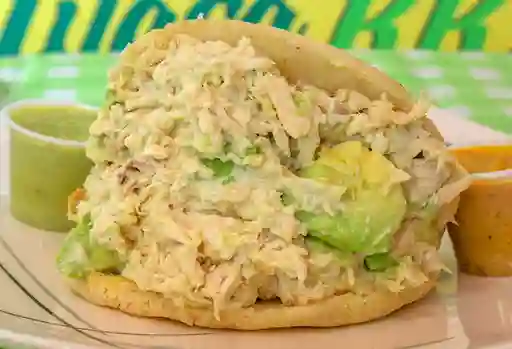 Arepa Reina Pepiada (ensalada Fría)