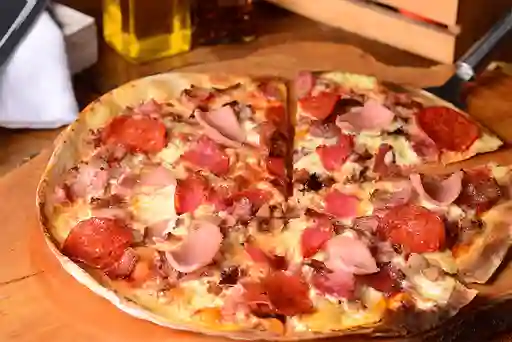 Pizza Del Carnicero