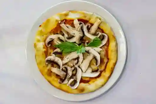 Pizza de Champiñones con Queso