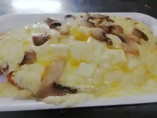 Patacón de Queso y Champiñones