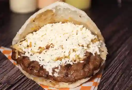 Arepa Carne de Hamburguesa