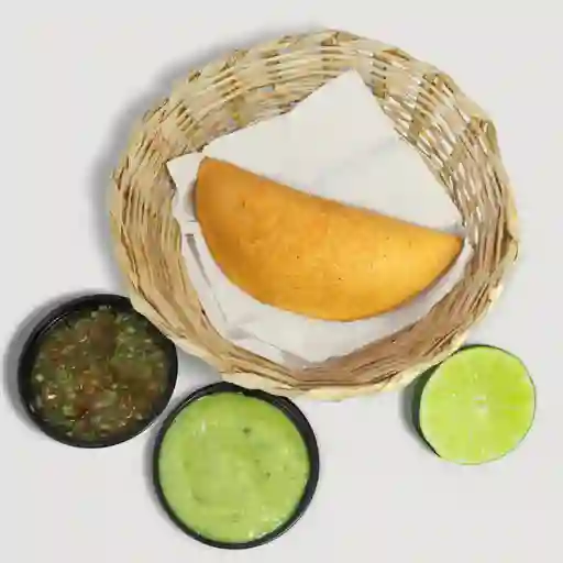 4 Empanadas Típicas del Valle