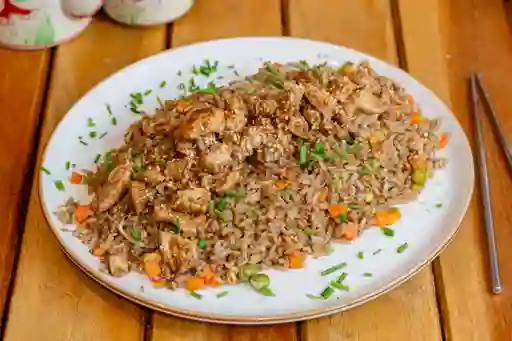 Yakimeshi de Pollo