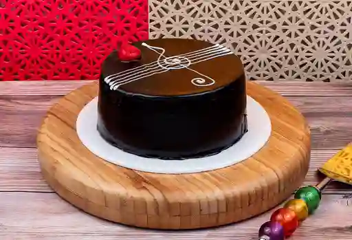 Torta de Chocolate Mediana Completa