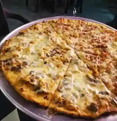 Pizza 45Cm de Pollo y Champiñones
