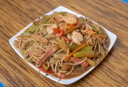 Pasta Chow Mein Mixto Personal